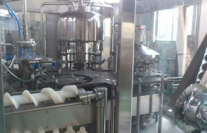 Glas Gebottelde van de het Materiaalokkernoot/Pinda van de Drankverwerking Melkproductielijn