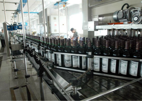 China Druif/Rode Wijnproductielijn Automatische Verpakking die Hoog rendement vervoeren leverancier